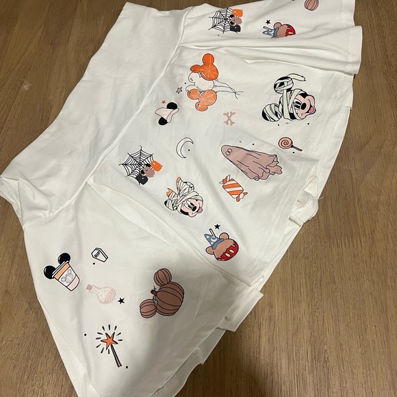 Disney skirt, wore once - Picture 2 of 3